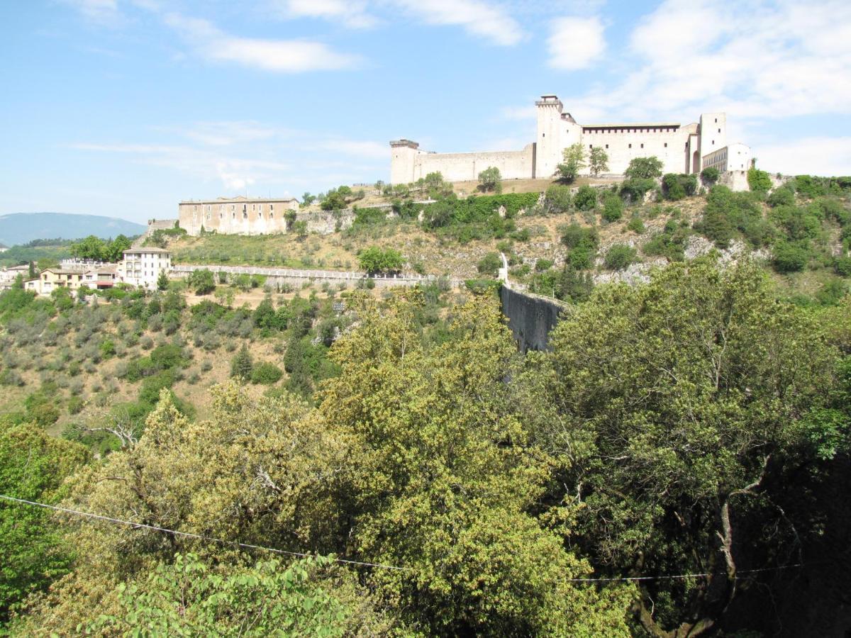 Palazzo Lauri Spoleto Apartment Exterior photo